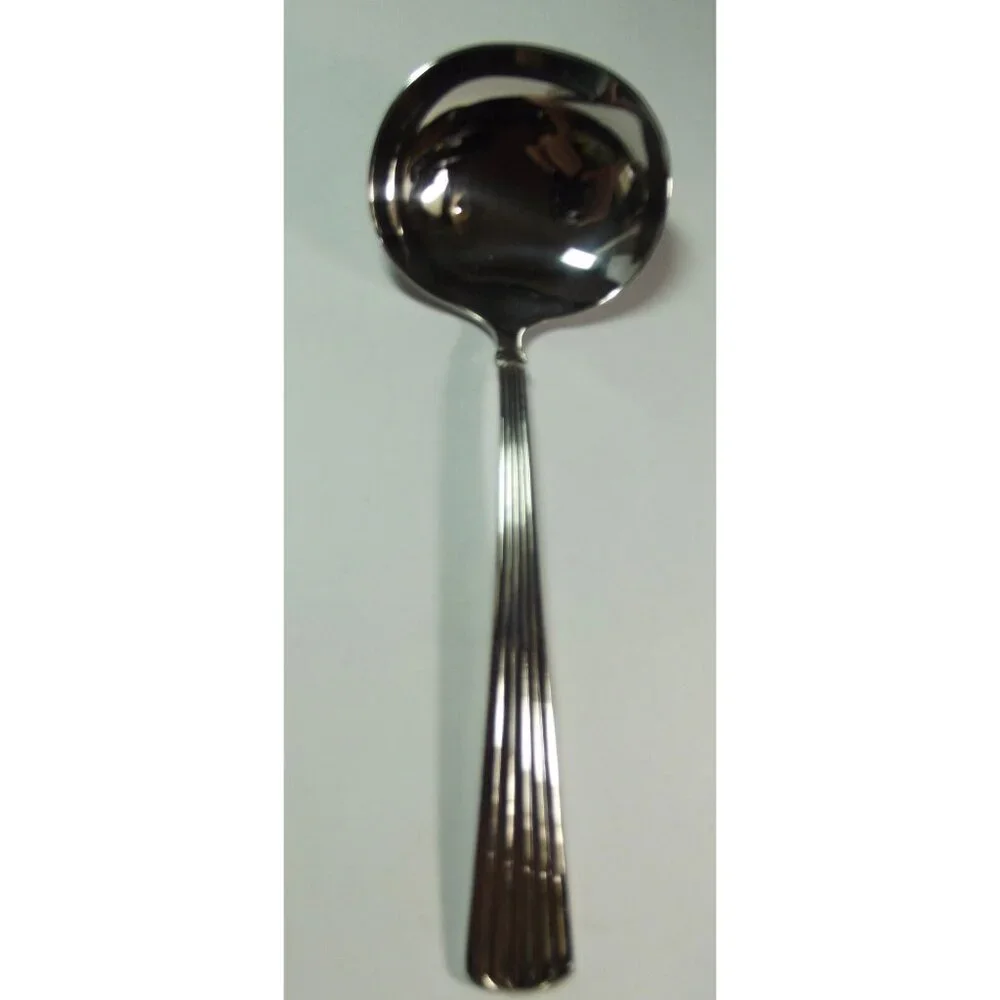 Reed & Barton Solid Soup Spoon round bowl TRINITY HALL 18/10 stainless 7